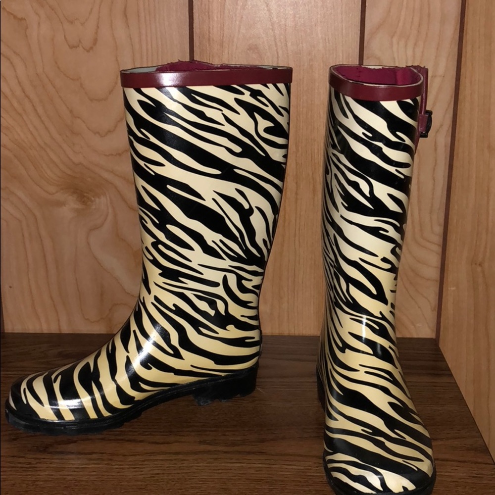 Rain boots
